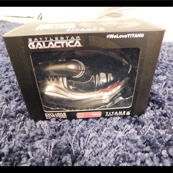 Battle star Galactica Figure! - Picture 2 of 3